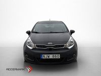 Begagnad Kia Rio 85 HK (62 kW) 2013 Svart Halvkombi