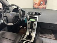 Begagnad Volvo V50 Momentum 116 HK (85 kW) 2011 Vit Kombi
