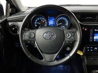 begagnad Toyota Auris 1.2 Turbo B-kam 2016, Halvkombi