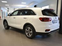 begagnad Kia Sorento 2.2 CRDi AWD AUTO Euro 6 7-sits 200hk NYSERVAD