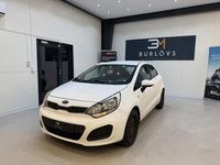Begagnad Kia Rio 84 HK (61 kW) 2012 Vit Halvkombi