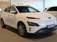 Begagnad Hyundai Kona Essential 100 kW (136 HK) 2022 Vit SUV