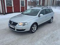 Begagnad VW Passat Comfortline 150 HK (110 kW) 2006 Silver