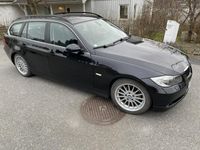 begagnad BMW 325 i Touring Advantage, Comfort, Dynamic Euro 4