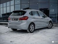 Begagnad BMW 218 Active Tourer Comfort Edition 136 HK (100 kW) 2017 Silver Minibuss