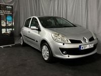 Begagnad Renault Clio R.S. R.S. 75 HK (55 kW) 2008 Silver Halvkombi