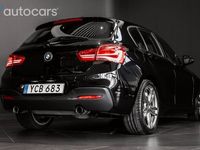 begagnad BMW M135 i xDrive Innovation|400hk|Taklucka|H/K|Navi