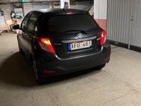 Begagnad Toyota Yaris 99 HK (72 kW) 2013 Halvkombi