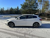 begagnad BMW 118 i Sport Line|Aut|MOMS|*Leasebar*|136hk|