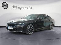 Begagnad BMW 550 Efficient Dynamics 313 HK (230 kW) 2025 Safirsvart metallic Sedan