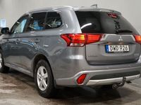 begagnad Mitsubishi Outlander P-HEV 2.0 Hybrid 4WD Värme Drag Kamera