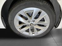 Begagnad Skoda Octavia Style 150 HK (110 kW) 2022 Vit Kombi