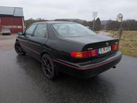 Begagnad Toyota Camry 184 HK (135 kW) 2000 Svart Sedan