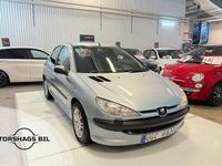 Begagnad Peugeot 206 75 HK (55 kW) 2004 Grå