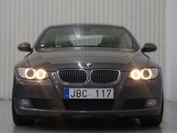 begagnad BMW 330 d xDrive Coupé Taklucka Helläder Keyless Nyservad