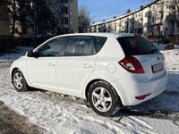 Begagnad Kia Ceed 125 HK (91 kW) 2010 Halvkombi