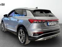 Begagnad Audi Q4 e-tron Comfort 210 kW (286 HK) 2023 Silver SUV