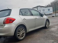 begagnad Toyota Auris 5-dörrar 2.0 D-4D Euro 5