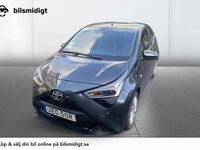 Begagnad Toyota Aygo X-play 72 HK (52 kW) 2019 Mörkgrå Halvkombi