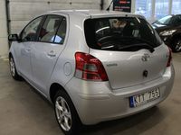 begagnad Toyota Yaris 1.33 Dual VVT-i(101hk)NY Besiktad/Ny Servad