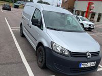 Begagnad VW Caddy Maxi 102 HK (75 kW) 2013 Minibuss