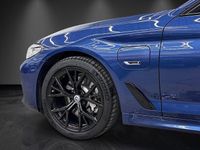 Begagnad BMW 530 M Sport 184 HK (135 kW) 2023 Blå Kombi