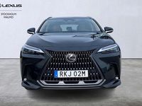 begagnad Lexus NX450h+ NX 450h+ Executive Teknikpaket Plug-in Hybrid DEMOBIL 2023 Svart