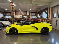 Begagnad Chevrolet Corvette Stingray 482 HK (354 kW) 2023 Gul Cab