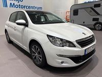 Begagnad Peugeot 308 Active 125 HK (91 kW) 2014 Vit Halvkombi