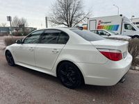 begagnad BMW 520 d Sedan M Sport LCI 225Hk / Dragkrok