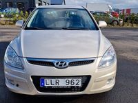 begagnad Hyundai i30 1.6 CRDi Nybes Nyservad Euro 5