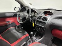 Begagnad Peugeot 206 75 HK (55 kW) 2007 Svart Halvkombi