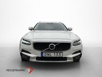 Begagnad Volvo V90 CC Plus 190 HK (139 kW) 2018 Vit Kombi