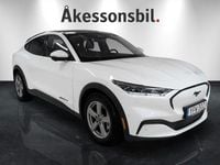 Begagnad Ford Mustang Mach-E 221 kW (301 HK) 2021 Vit SUV