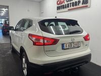Begagnad Nissan Qashqai 110 HK (80 kW) 2015 Vit SUV