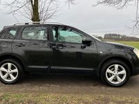 begagnad Nissan Qashqai 2.0 4x4 CVT Euro 5, Panorama, Skinn, Automat.