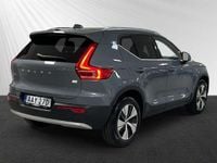 Begagnad Volvo XC40 Core 214 HK (157 kW) 2023 Grå SUV