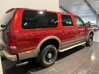 Begagnad Ford Excursion 238 HK (175 kW) 2000 Röd SUV