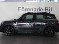 begagnad Mini Park Lane Countryman Cooper SE ALL4 Navi CarPlay Ass 2021, Halvkombi