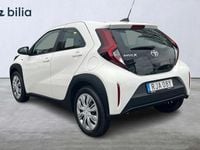 Begagnad Toyota Aygo X Play 72 HK (52 kW) 2022 Vit SUV