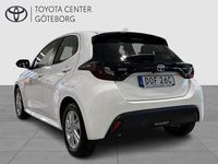 Begagnad Toyota Yaris Hybrid Active 117 HK (86 kW) 2022 Vit Halvkombi