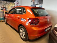 Begagnad VW Polo 96 HK (70 kW) 2017 Orange Halvkombi