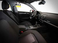 Begagnad Audi A3 Proline 116 HK (85 kW) 2019 Röd Sedan