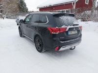 begagnad Mitsubishi Outlander P-HEV 2.4 Hybrid 4WD CVT Euro 6