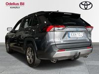 begagnad Toyota RAV4 Hybrid AWD-i 2,5 ELHYBRID AWD-I EXECUTIVE Dragkr 2021, SUV