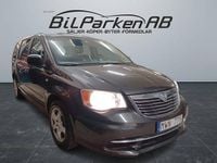 Begagnad Lancia Voyager 163 HK (119 kW) 2012 Grå Minibuss