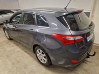 begagnad Hyundai i30 Kombi 1.6 CRDi DCT Besiktad Dragkrok Euro 6