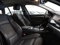 begagnad BMW 520 d xDrive Touring Sport Line Automat *Harman Kardon