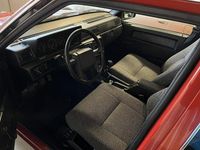 Begagnad Volvo 740 116 HK (85 kW) 1988 Röd Sedan