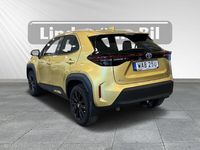 begagnad Toyota Yaris Cross Hybrid 1.5 e-CVT Active Plus V-hjul 2023, Halvkombi